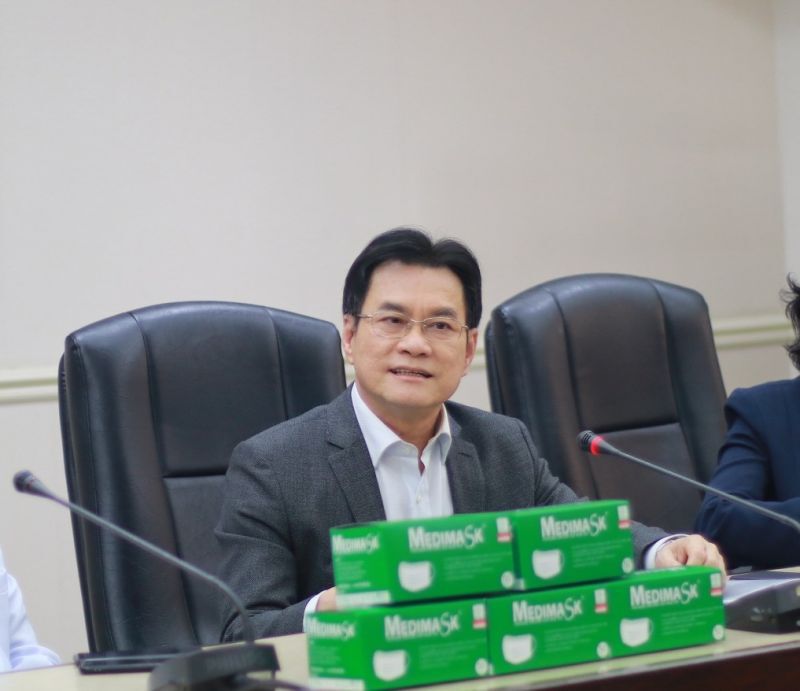  นายจุรินทร์ ลักษณวิศิษฏ์