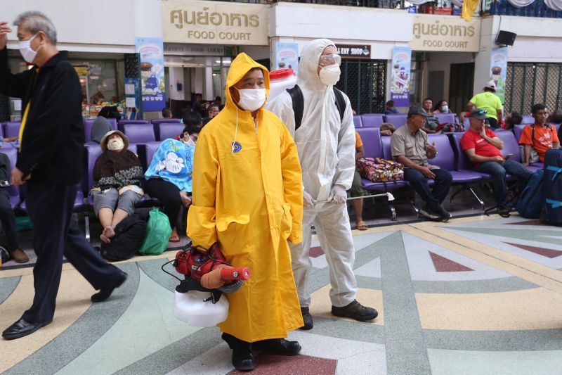 ภาพชุด  ลดความเสี่ยงโรคติดเชื้อไวรัสโคโรนา2019 (COVID-19)  หัวลำโพง และ บนรถไฟ