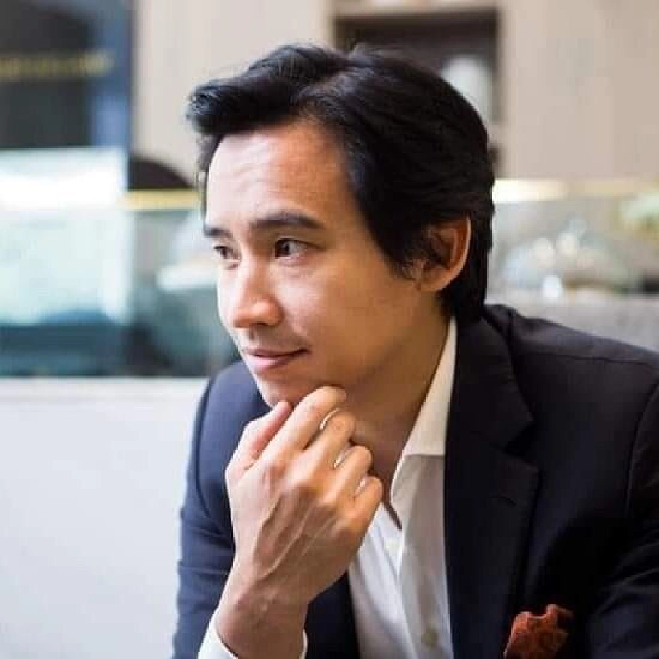 ตามคาด “พิธา”นั่งหัวหน้าพรรคก้าวไกล