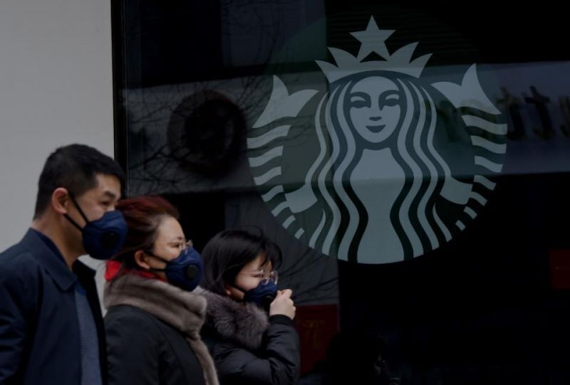 สตาร์บัคส์สหรัฐฯเตือนลูกค้า “รีบซื้อ รีบไป” ปลอดภัยกว่า