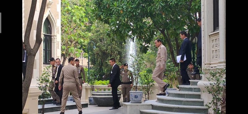 จับตา "บิ๊กตู่" เคาะมาตรการเข้ม คุมระบาดไวรัสโคโรนา