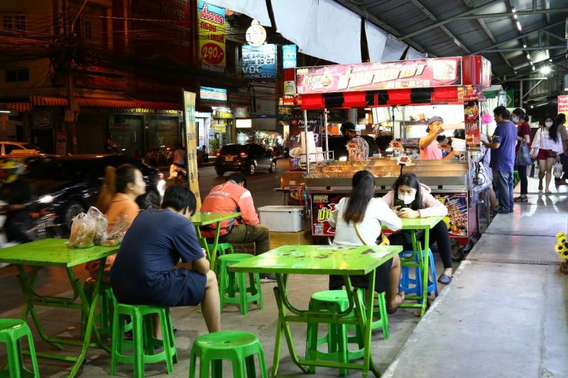 ภาพชุด บรรยากาศ ร้านค้า ก่อนใช้มาตรการ โควิด-19 ตามประกาศ ครม.
