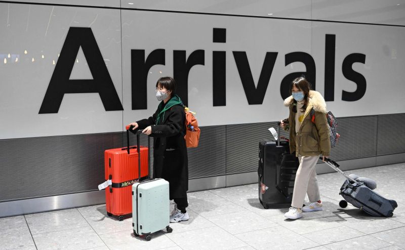 สนามบินอังกฤษจ่อปิดระนาว วอนรัฐช่วย “ฉุกเฉิน” ต่อลมหายใจ  