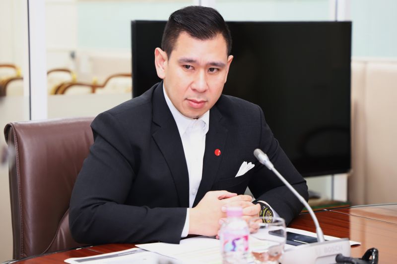  แรงงานเตรียมมาตรการด่วน3ด้านรับพิษไวรัส