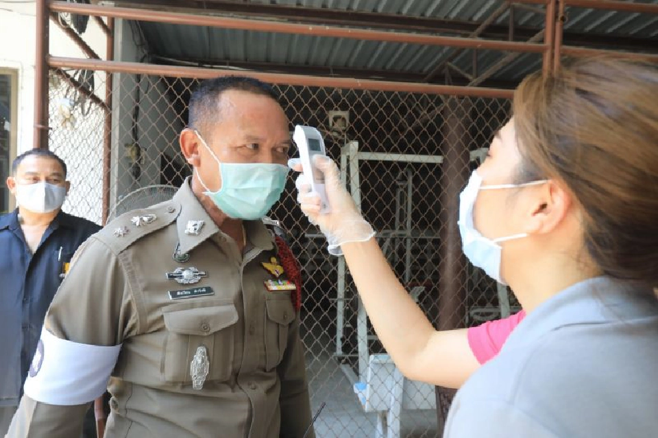 บิ๊กคลีนนิ่ง สน.ทองหล่อ สกัดโควิด -19 