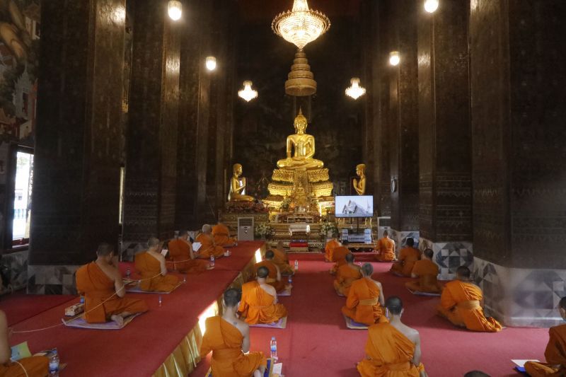 บรรยากาศ"สวดมนต์"เพิ่มพลังใจ ปัดเป่าโควิด-19