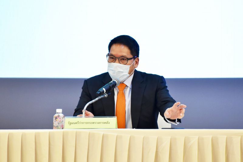 คลังเตรียมเสนอออกพรก.กู้เงิน เยียวยาเศรษฐกิจ   