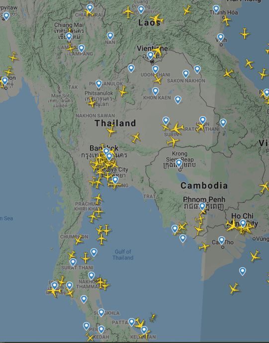 ภาพประวัติศาสตร์ "พิษโควิด" ทำเครื่องบินทั่วโลกจอดนิ่งสนิท