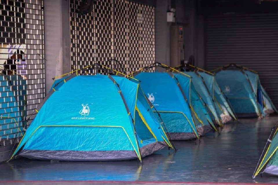 “เนวิน”แปลงร่างสนามช้างเซอร์กิตเป็นโรงพยาบาลสนาม