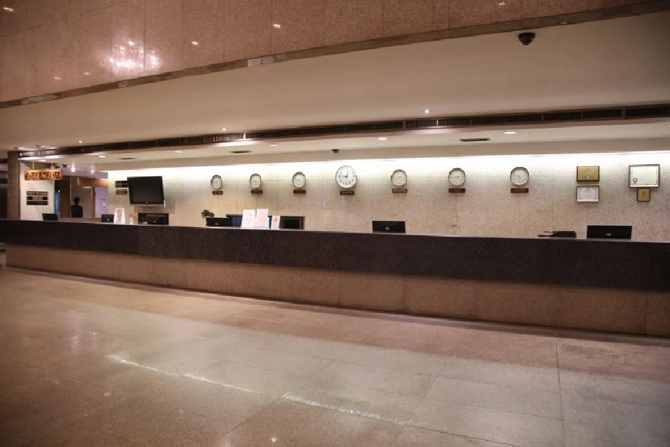 บีบคั้น! คนโรงแรมปิดชั่วคราว ประกันสังคมไม่จ่าย