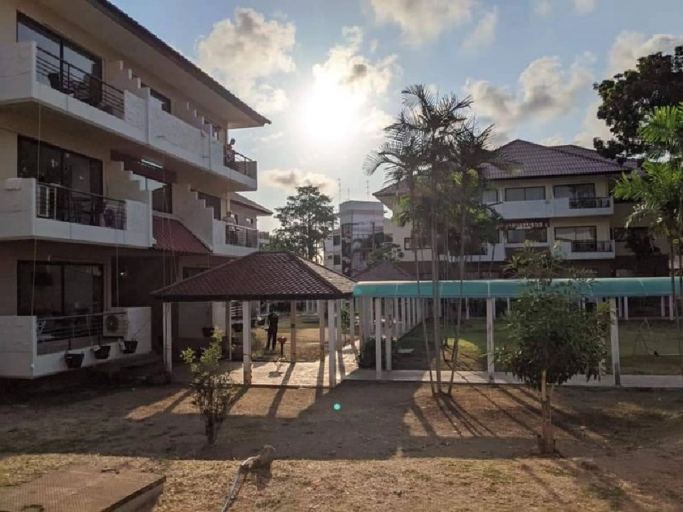 รีวิว กักตัว ณ สัตหีบ // บัว ทิฆัมพร