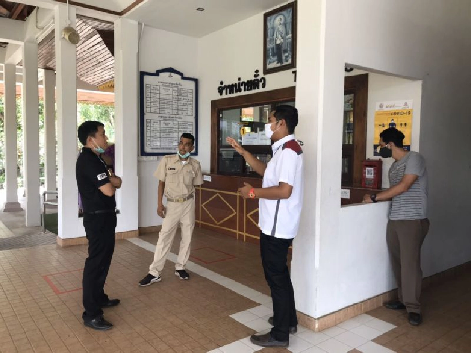 เรือ ต.96 ช่วยชีวิตไต๋เรือโชคกิตติศาสน์ขึ้นฝั่งปลอดภัย