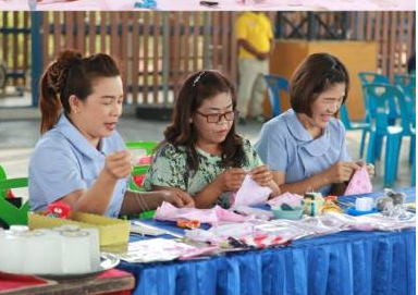 'นิพนธ์' ปลื้มท้องถิ่น ทำหน้ากากผ้าครบ 50 ล้านชิ้นแล้ว