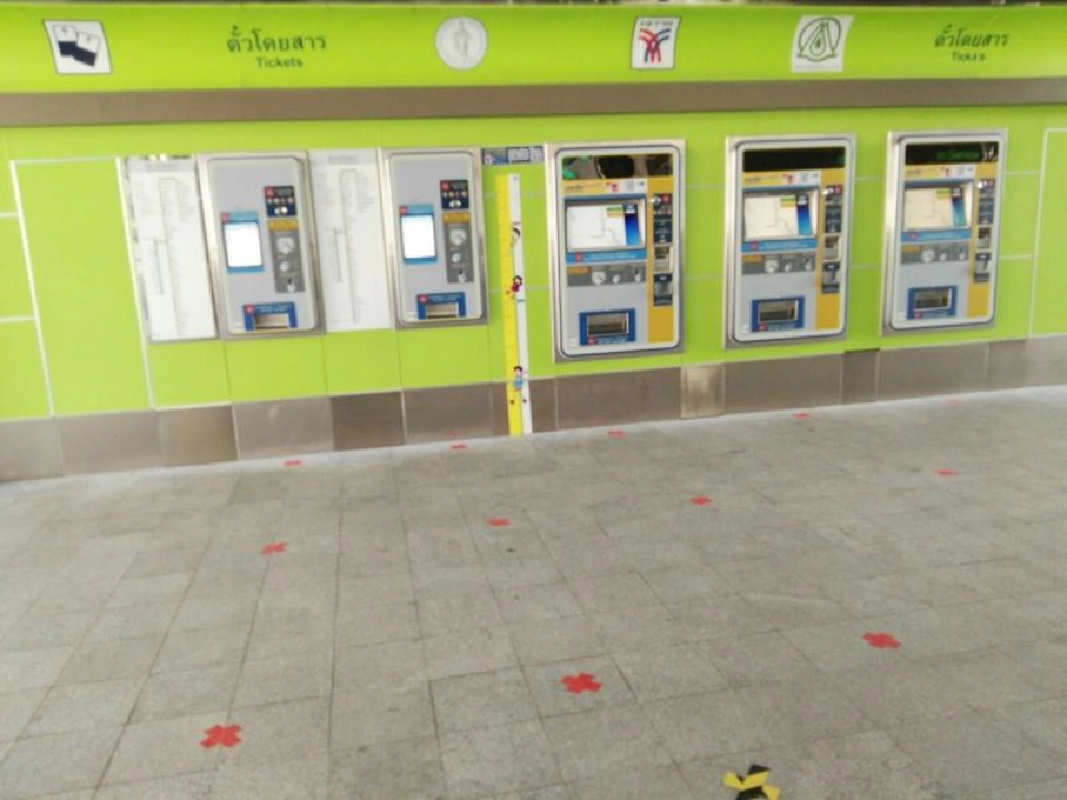 โดยสารสาธารณะพร้อมใจจัดระเบียบป้องกันโควิด-19