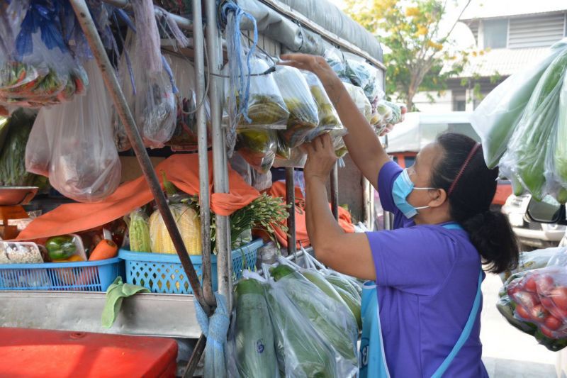 พาณิชย์คิกออฟ กระจายผักผลไม้ผ่านรถพุ่มพวง