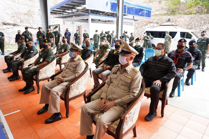 พรึบทุกด่านใต้พรุ่งนี้รับ"คนไทยกลับบ้าน"