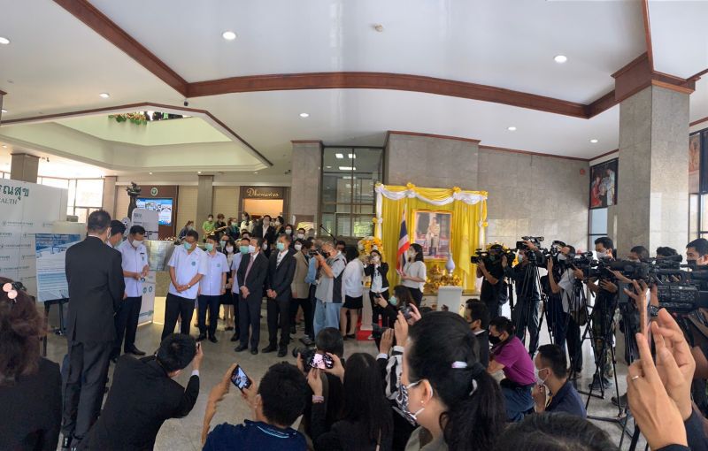 "นำวิวัฒน์​" มอบเครื่องอบฆ่าเชื้อ25เครื่อง​ ฝีมือคนไทย​ช่วยแพทย์สู้โควิด