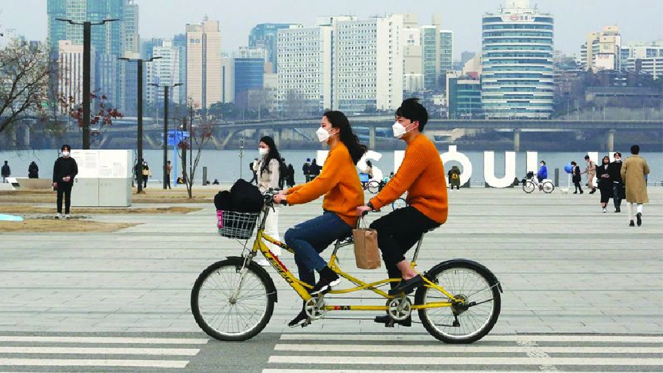 “โซลโมเดล” ถอนพิษโควิด-19 แบบเกาหลีใต้ รอดอย่างไร ไม่ต้องล็อกดาวน์