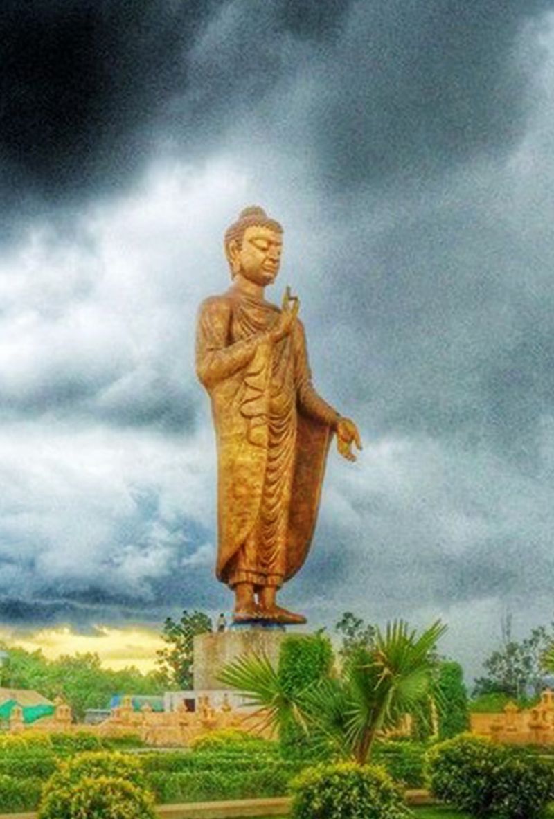พระพุทธเมตตาประชาไทยไตรโลกนาถคันธารราฐอนุสรณ์  ณ ห้วยกระเจา