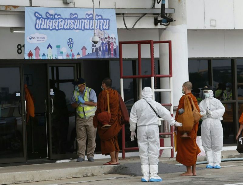 คณะแสวงบุญ 171 ราย กลับจากอินเดีย ถึงไทยแล้ว