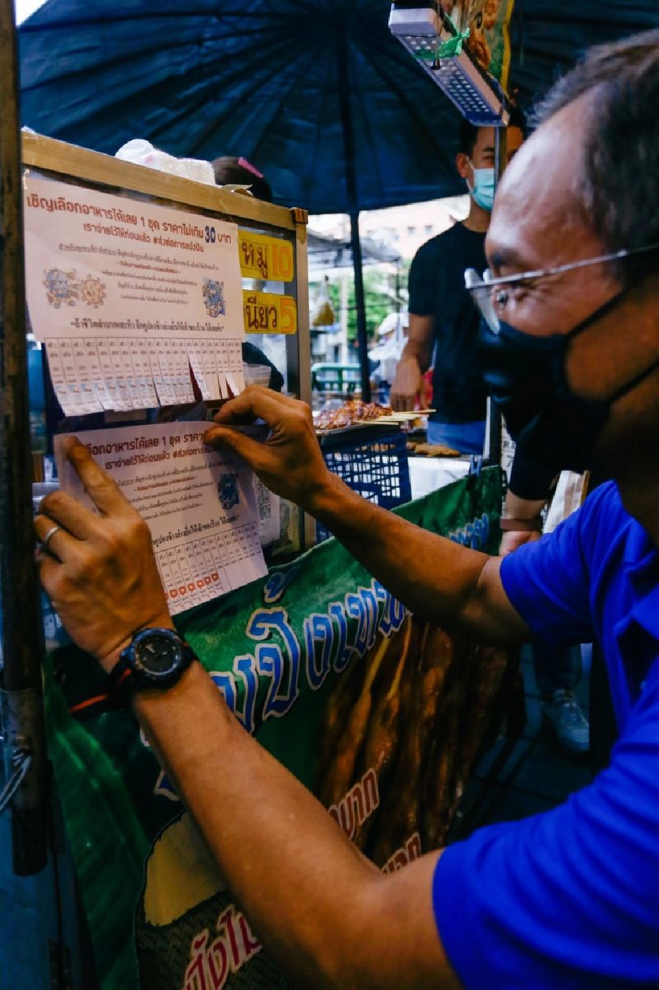 “กรณ์”ชูโมเดล น.ศ.ศิริราช แบ่งปันความอิ่ม