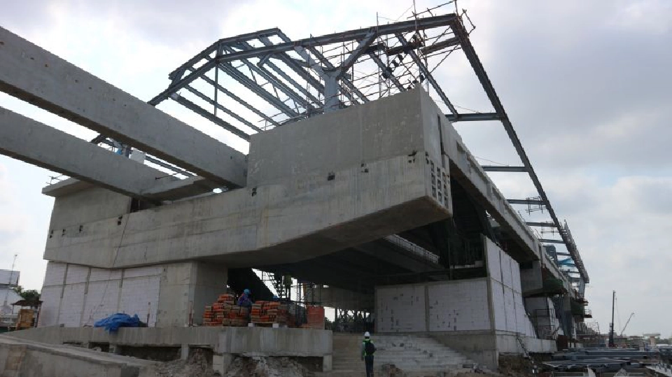 ดีเดย์ รถไฟฟ้าขบวนแรก “สายสีชมพู” ต.ค.63