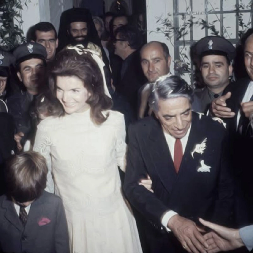 รหัสรัก โอนาส์ซิส