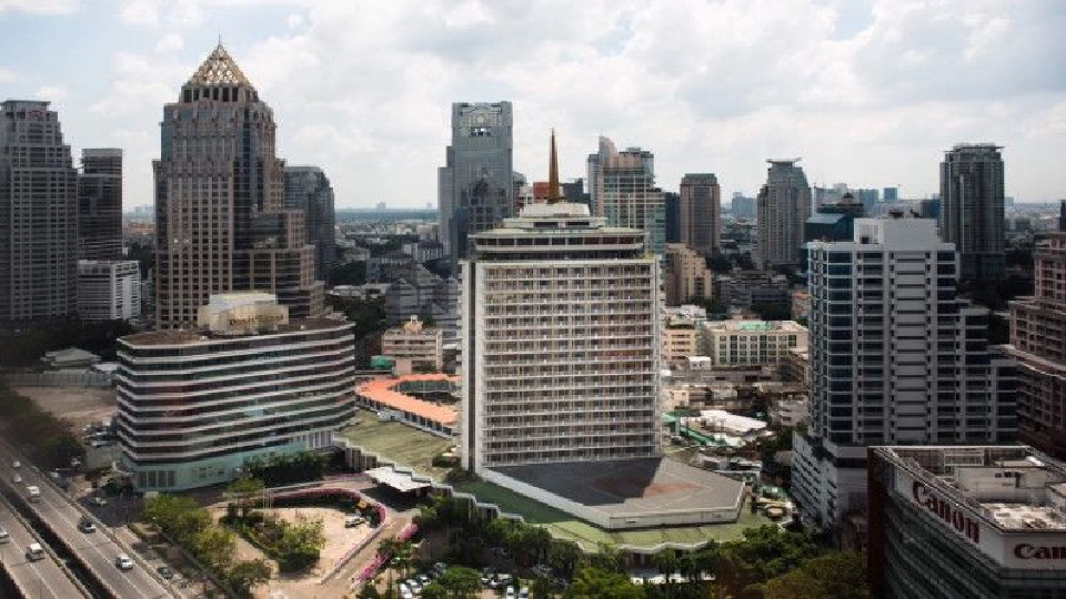 "ท่านผู้หญิงชนัตถ์ ปิยะอุย" กับความหลัง กว่าจะเป็น "โรงแรมดุสิตธานี"