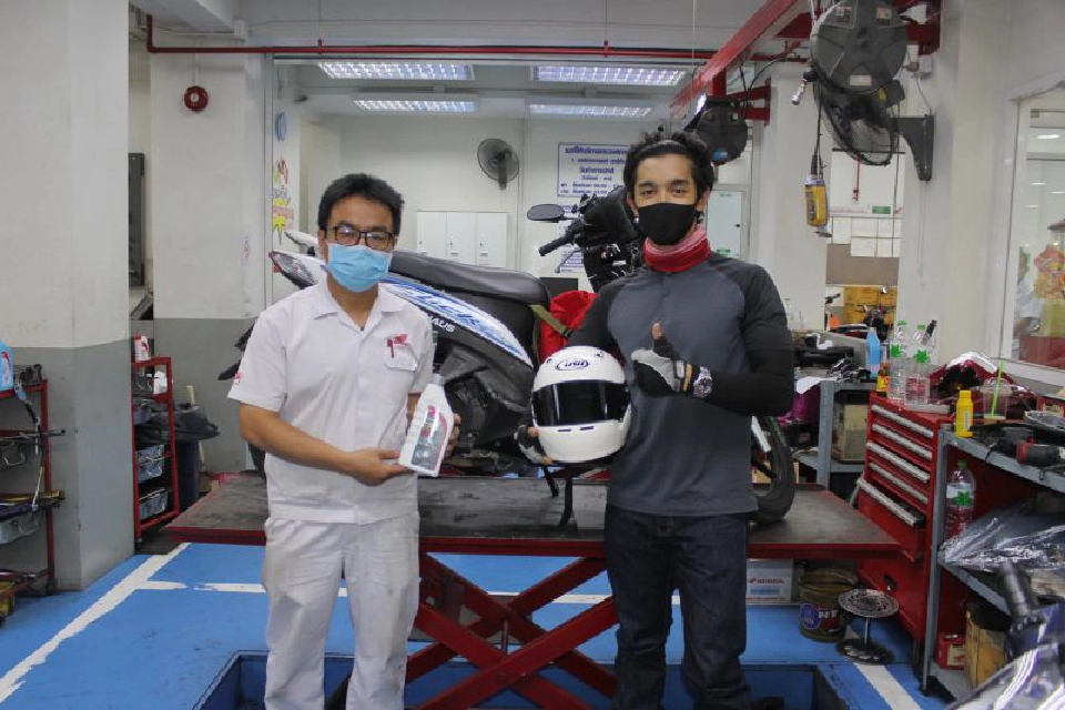 ฮอนด้าต่อเวลาเปลี่ยนน้ำมันเครื่องฟรี