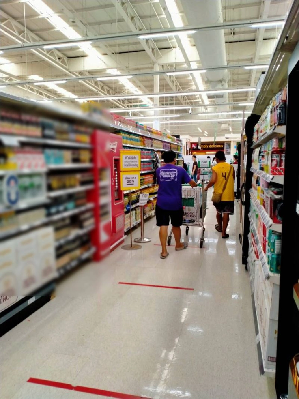  โลตัส-บิ๊กซี จัดระเบียบซื้อเครื่องดื่มแอลกอฮอล์