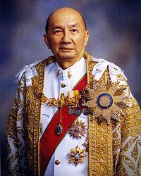 ประวัติศาสตร์ศาลรธน. “นุรักษ์ มาประณีต” สู่องคมนตรี