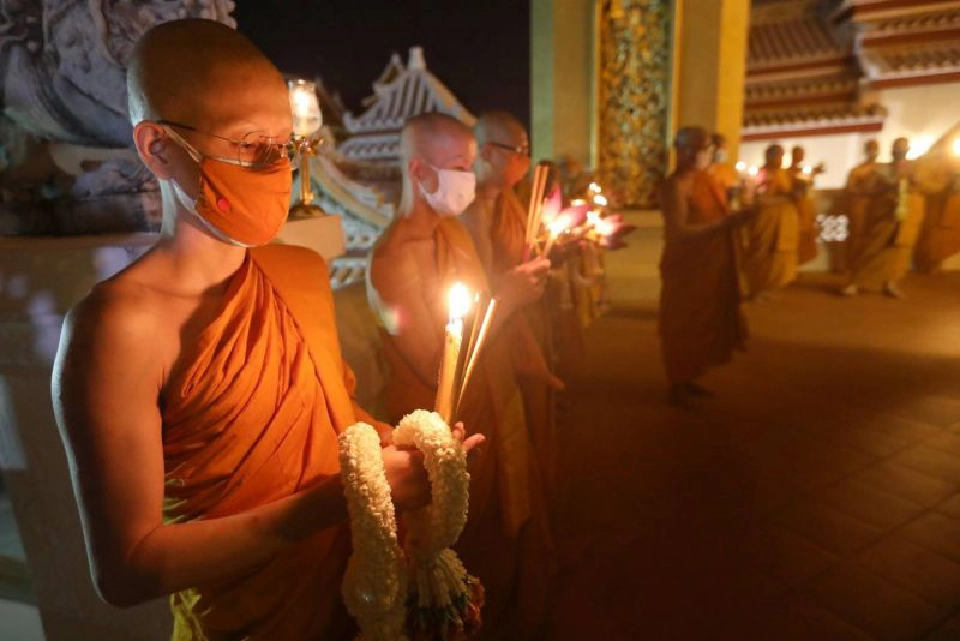 วันวิสาขบูชา