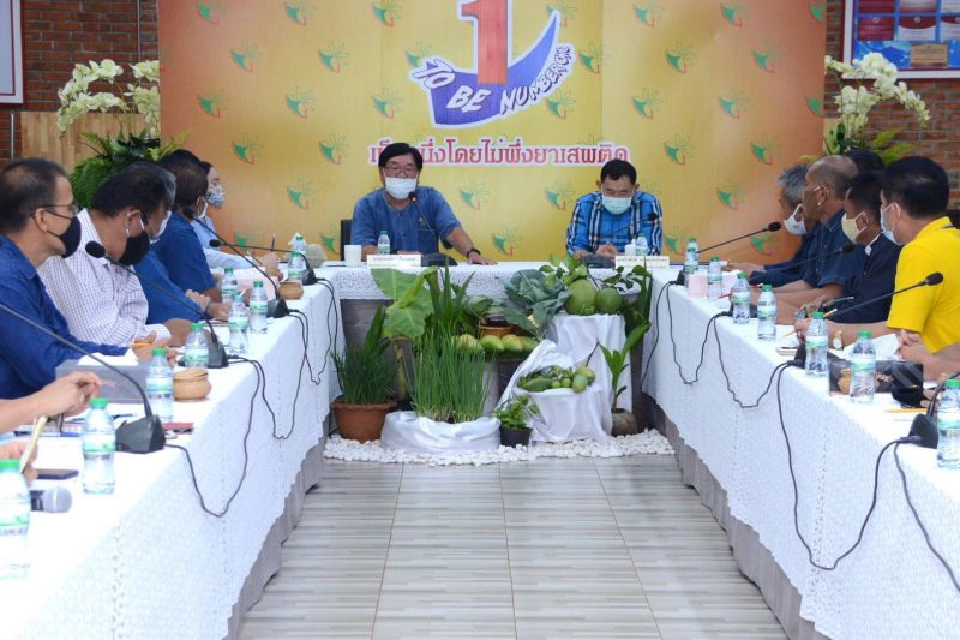 “ประภัตร” หนุนโคราชปลูกหญ้าเนเปียร์ 5 พันไร่