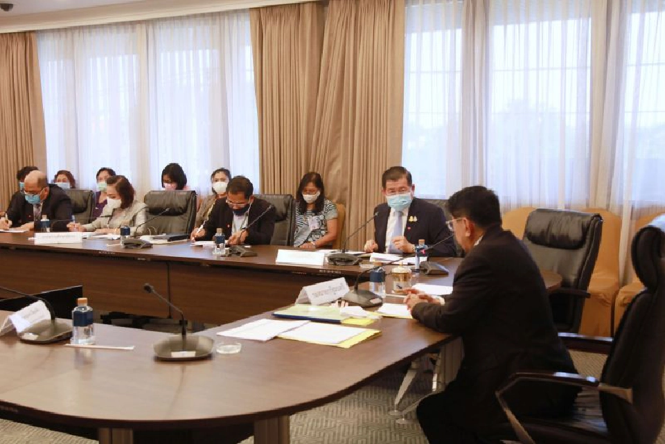 เร่งแก้ปมเด็กขาดนมโรงเรียน ช่วงปิดเทอมหนีโควิด