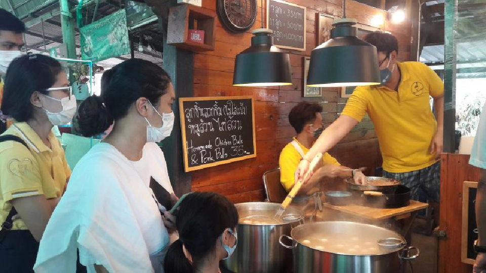 รีวิว "ตลาดน้ำบางน้ำผึ้ง" กลับมาเปิด หลัง"คลายล็อกดาวน์"