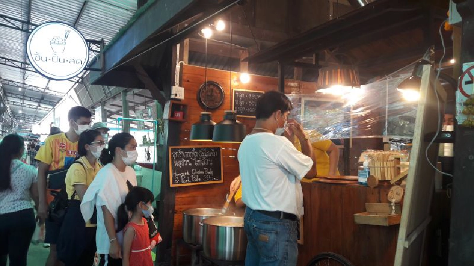 รีวิว "ตลาดน้ำบางน้ำผึ้ง" กลับมาเปิด หลัง"คลายล็อกดาวน์"