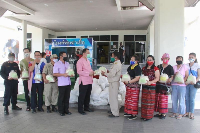 ข้าวสารเจ้า1,035ลิตรธารน้ำใจโบสถ์"บ้านห้วยขมนอก"
