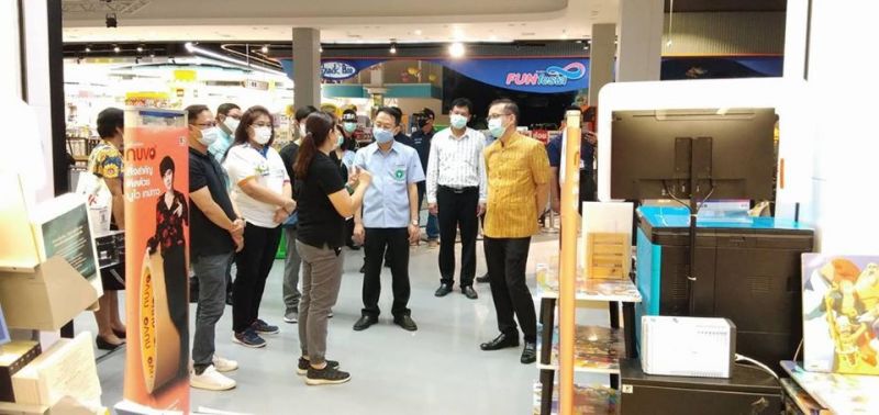 ซาลอนห้างร้านอาหาร”ลพบุรี”อยู่ในแถว