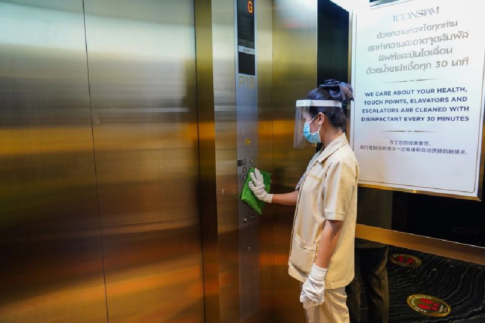 รู้ไว้ ก่อนไป “ห้าง” วิถีนักช็อป New Normal 