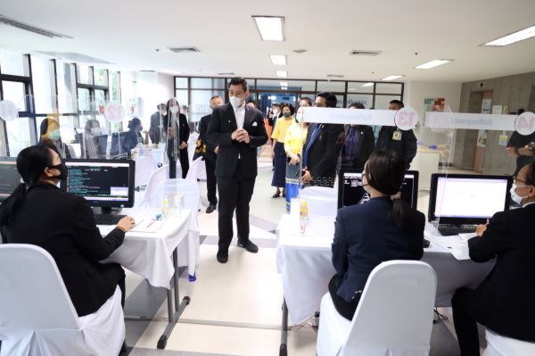  เปิดแล้วศูนย์ดับทุกข์"ประกันสังคม"