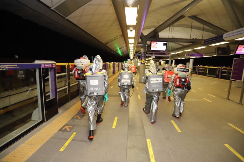 BEM ร่วมกองทัพบก Big Cleaning รถไฟฟ้า MRT