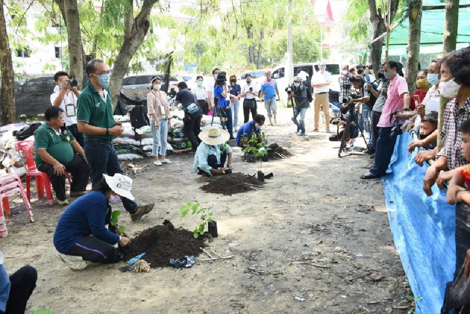 MQDC สร้างงานสร้างรายได้ ช่วยผู้รับผลกระทบโควิด-19