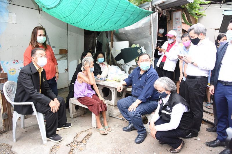  แรงงานผนึกพม.บุกชุมชนประเวศลุยสร้างงาน