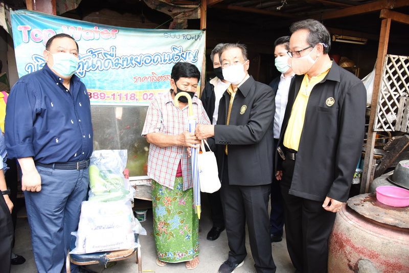  แรงงานผนึกพม.บุกชุมชนประเวศลุยสร้างงาน