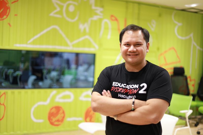 นายเรืองโรจน์ พูนผล หรือ กระทิง ผู้ก่อตั้ง Disrupt Technology Venture 