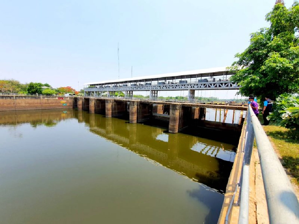 ผวา “ฝนทิ้งช่วง” สำรองน้ำไว้หวั่นข้าวนาปีเสียหาย