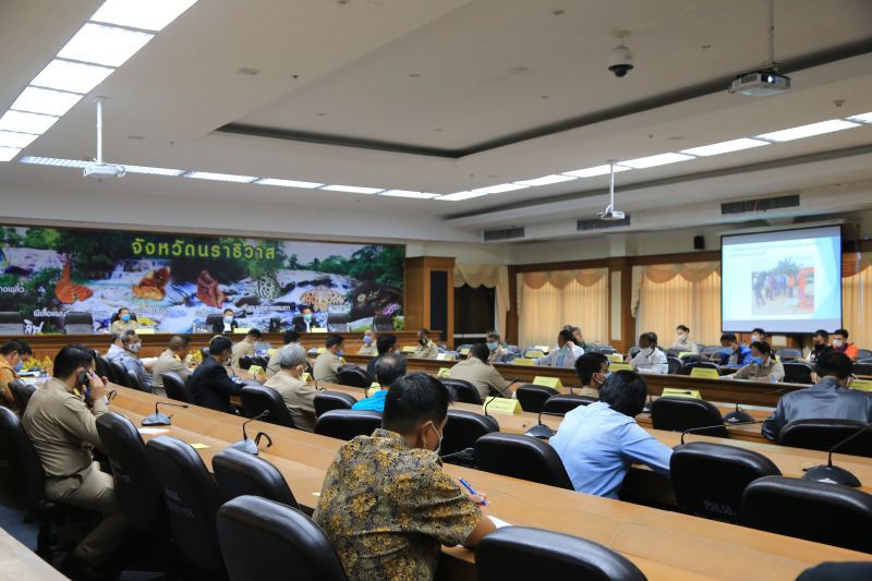 นิพนธ์ บินสำรวจสถานการณ์ไฟป่าพรุบาเจาะ