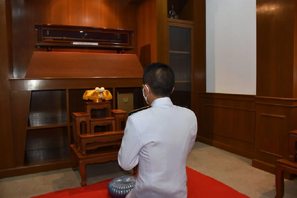 สักการะพระแสงราชศัสตราประจำเมืองนครศรีธรรมราช