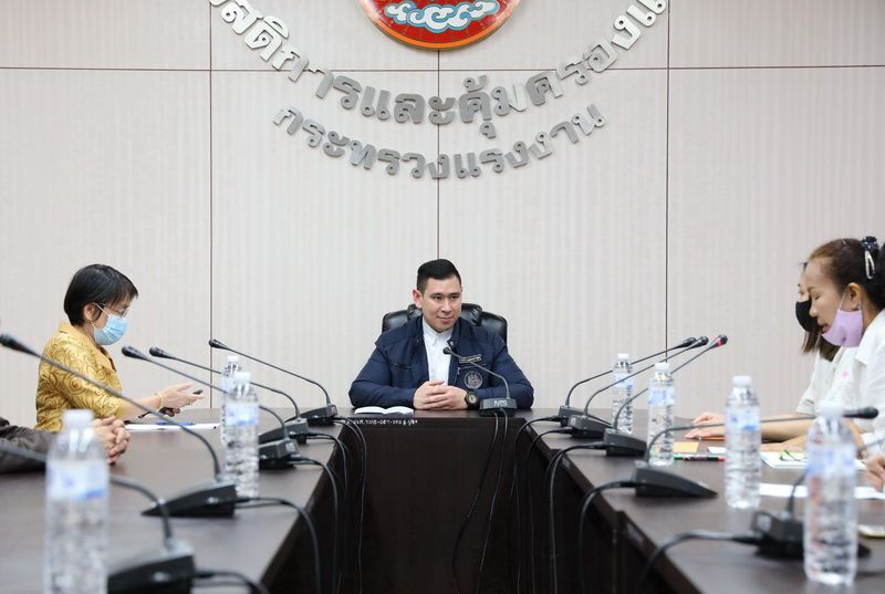 ร้องขยายเวลาผู้ประกันตนจ่ายสมทบ1%