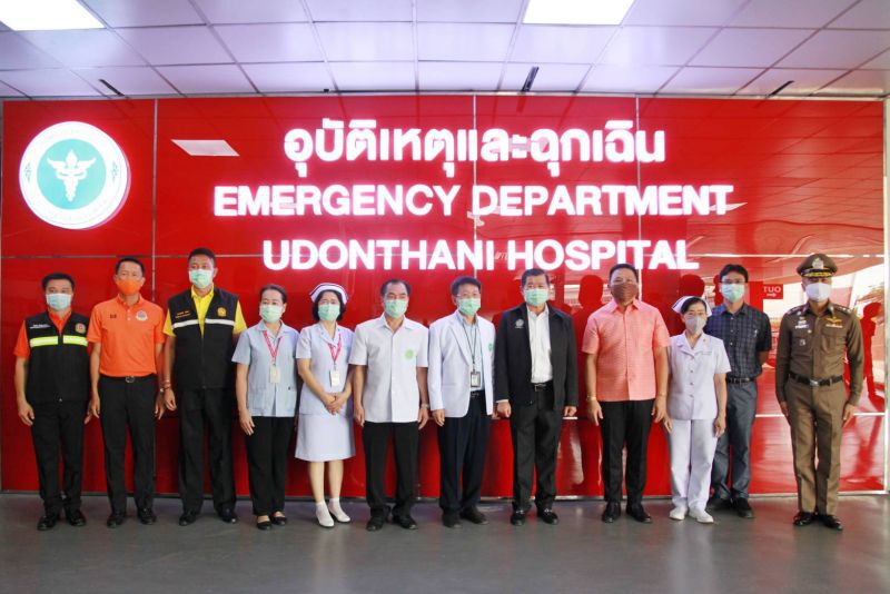  “นิพนธ์”เยี่ยมร.พ.อุดรฯ ขอบคุณหมอ-พยาบาล-อสม.ดูแลคนไทย